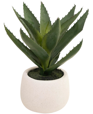De Kunstplant Aloë Vera 28 cm heeft dikke, puntige groene bladeren in een ronde pot van wit keramiek, tegen een effen witte achtergrond.